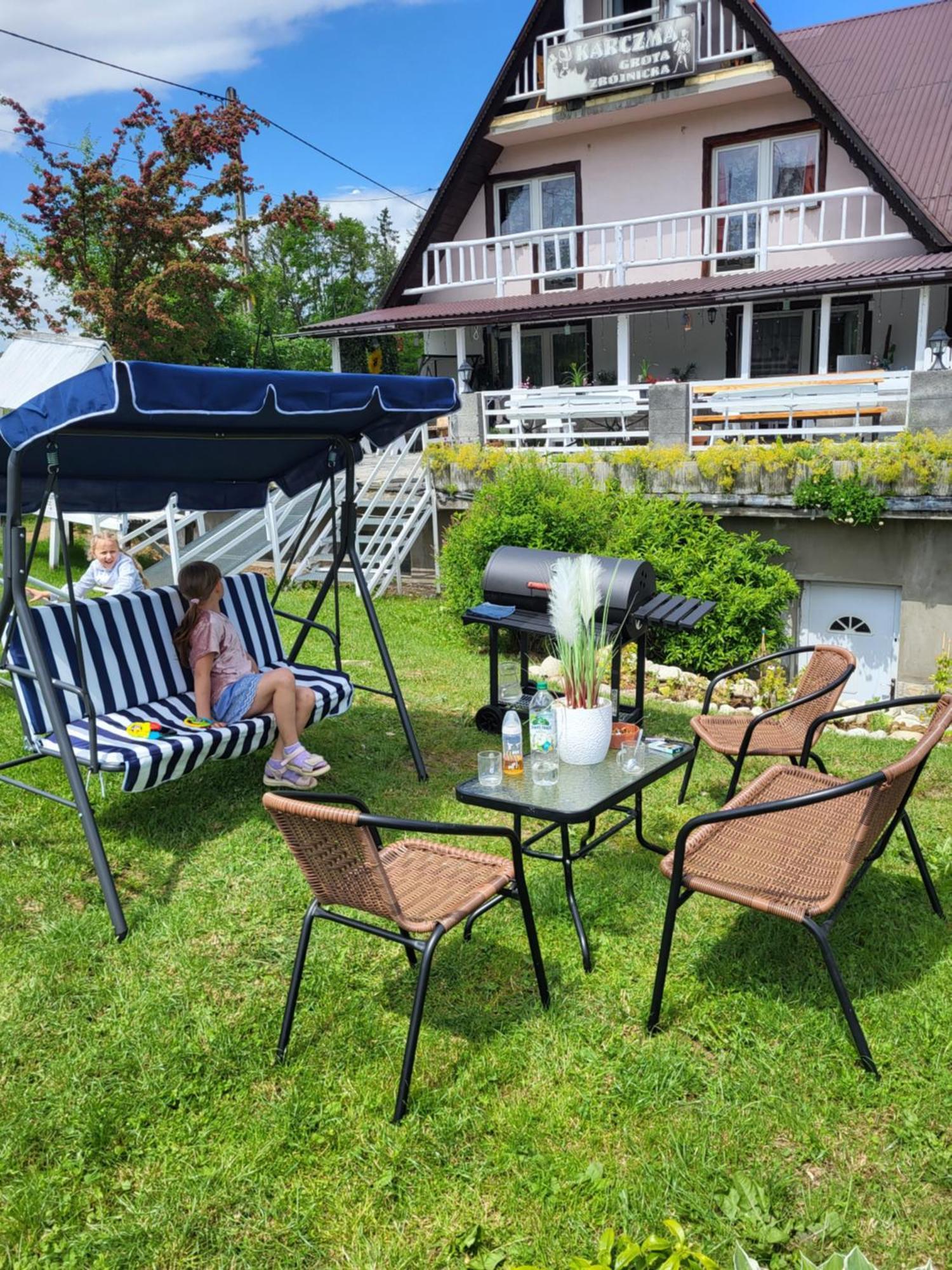 Glamping Gliczarow Klapnioki Bed & Breakfast Lesnica  Exterior photo